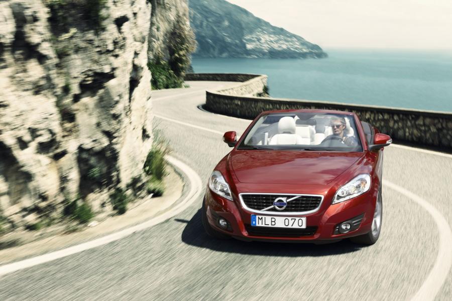  Volvo C70 2010 года  (фото 49 из 51)